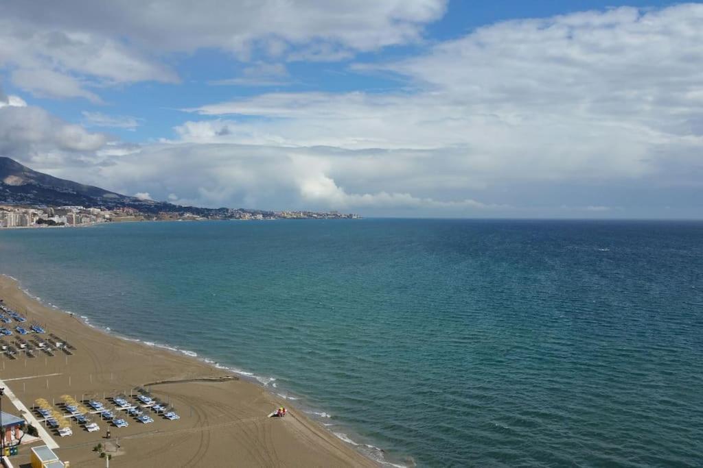 Seafront With Open-air Heated Pool Appartamento